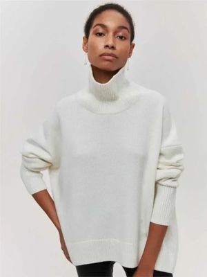 Sweter damski casual Intimica ze sklepu: Intimica.pl w kategorii: Swetry damskie - zdjęcie WP-ADS-RTKIFPPPR_9286889898313