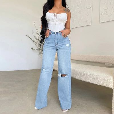 Jeansy damskie w miejskim stylu Intimica ze sklepu: Intimica.pl w kategorii: Jeansy damskie - zdjęcie WP-ADS-RTKIFPPPR_9451663393097