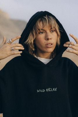 Bluza damska jesienna młodzieżowa Surf Inc. ze sklepu: Surf Inc w kategorii: Bluzy damskie - zdjęcie WP-ADS-UGZXOURBE_1271