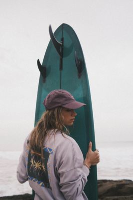 Bluzka damska jesienna Surf Inc. ze sklepu: Surf Inc w kategorii: Bluzki damskie - zdjęcie WP-ADS-UGZXOURBE_1368
