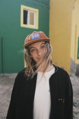 Czapka z daszkiem damska Surf Inc. ze sklepu: Surf Inc w kategorii: Czapki z daszkiem damskie - zdjęcie WP-ADS-UGZXOURBE_1547