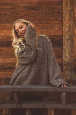 Sweter damski casual Surf Inc. ze sklepu: Surf Inc w kategorii: Swetry damskie - zdjęcie WP-ADS-UGZXOURBE_2041