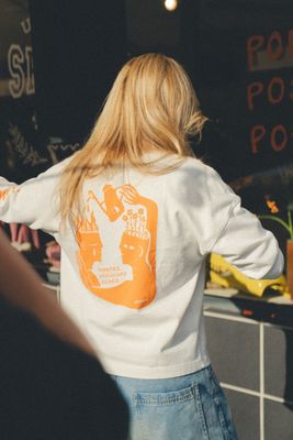 Bluzka damska w stylu młodzieżowym Surf Inc. ze sklepu: Surf Inc w kategorii: Bluzki damskie - zdjęcie WP-ADS-UGZXOURBE_2269