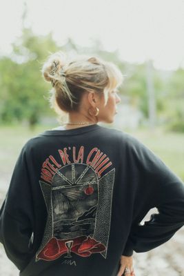 Bluzka damska w stylu młodzieżowym Surf Inc. ze sklepu: Surf Inc w kategorii: Bluzki damskie - zdjęcie WP-ADS-UGZXOURBE_893