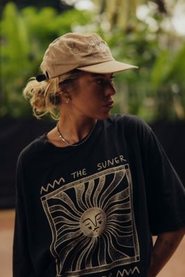 Bluzka damska na wiosnę Surf Inc. ze sklepu: Surf Inc w kategorii: Bluzki damskie - zdjęcie WP-ADS-UGZXOURBE_898