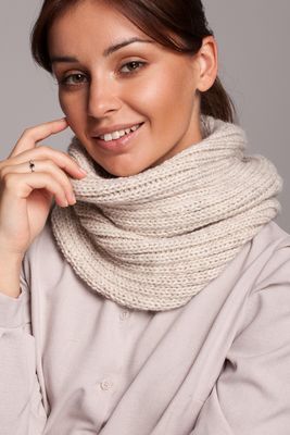 Szalik/chusta casual BE Knitwear ze sklepu: Cudmoda w kategorii: Szaliki i chusty damskie - zdjęcie WP-ADS-ZJHDFTVFS_10562