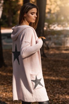 BE Knitwear - Sweter damski casual ze sklepu: Cudmoda w kategorii: Swetry damskie - zdjęcie WP-ADS-ZJHDFTVFS_10567