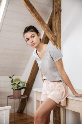 Bluzka damska z haftem Lalupa ze sklepu: Cudmoda w kategorii: Bluzki damskie - zdjęcie WP-ADS-ZJHDFTVFS_11167