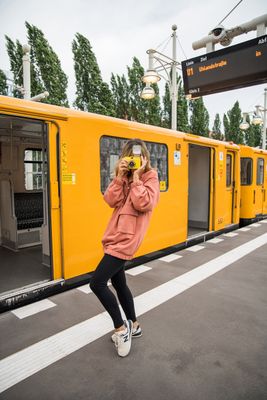 Spodnie damskie BeWear ze sklepu: Cudmoda w kategorii: Spodnie damskie - zdjęcie WP-ADS-ZJHDFTVFS_12698