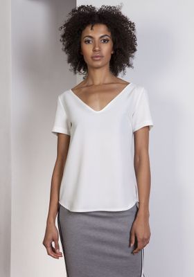 Bluzka damska casual LANTI ze sklepu: Cudmoda w kategorii: Bluzki damskie - zdjęcie WP-ADS-ZJHDFTVFS_1291