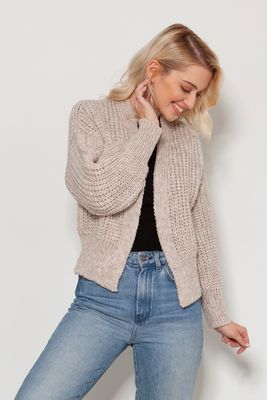 Sweter damski casual na zimę LANTI ze sklepu: Cudmoda w kategorii: Swetry damskie - zdjęcie WP-ADS-ZJHDFTVFS_13620