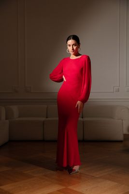 Makover - Sukienka z odkrytymi ramionami ze sklepu: Cudmoda w kategorii: Sukienki - zdjęcie WP-ADS-ZJHDFTVFS_16097