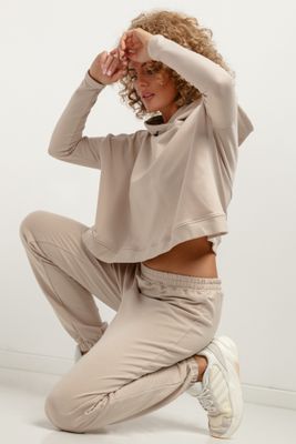 Bluza damska jesienna Tessita ze sklepu: Cudmoda w kategorii: Bluzy damskie - zdjęcie WP-ADS-ZJHDFTVFS_24826