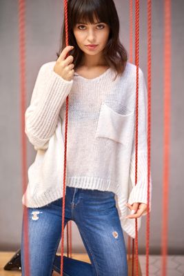 Sweter damski casual BE Knitwear ze sklepu: Cudmoda w kategorii: Swetry damskie - zdjęcie WP-ADS-ZJHDFTVFS_2751