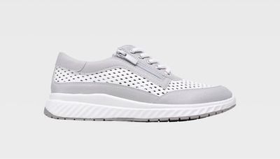 Buty sportowe damskie na wiosnę Go Soft ze sklepu: ccc.eu w kategorii: Buty sportowe damskie - zdjęcie WP-CCC-G202M-SEF_5904248281557