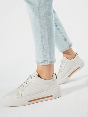 Buty sportowe damskie wiosenne Clarks ze sklepu: eobuwie.pl w kategorii: Buty sportowe damskie - zdjęcie WP-EBWP-9KUZS-09B_0000303499228