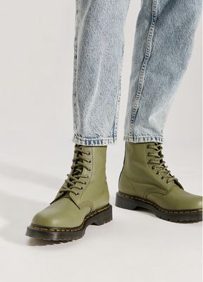 Workery damskie jesienne Dr. Martens ze sklepu: eobuwie.pl w kategorii: Workery damskie - zdjęcie WP-EBWP-9KUZS-09B_0000303781774