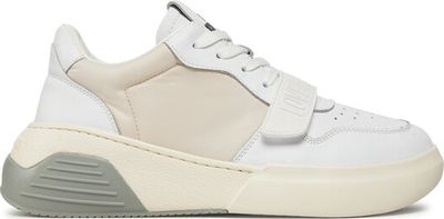 Love Moschino - Buty sportowe damskie na wiosnę ze sklepu: eobuwie.pl w kategorii: Buty sportowe damskie - zdjęcie WP-EBWP-9KUZS-09B_0000303846060