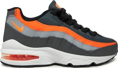 Nike - Buty sportowe damskie na wiosnę ze sklepu: eobuwie.pl w kategorii: Buty sportowe damskie - zdjęcie WP-EBWP-9KUZS-09B_0000304956577