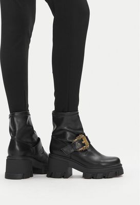 Botki na jesień Versace Jeans Couture ze sklepu: eobuwie.pl w kategorii: Botki - zdjęcie WP-EBWP-9KUZS-09B_0000305600653