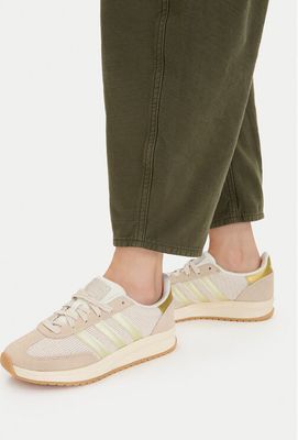 adidas - Buty sportowe damskie na wiosnę ze sklepu: eobuwie.pl w kategorii: Buty sportowe damskie - zdjęcie WP-EBWP-9KUZS-09B_0000305632937