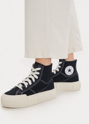 Buty sportowe damskie wiosenne Converse ze sklepu: eobuwie.pl w kategorii: Buty sportowe damskie - zdjęcie WP-EBWP-9KUZS-09B_0000305693358
