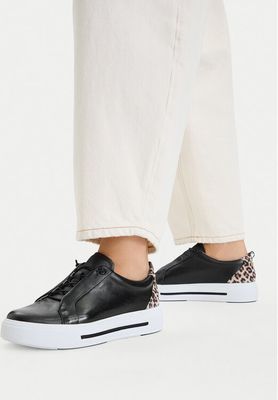 Buty sportowe damskie na wiosnę Caprice ze sklepu: eobuwie.pl w kategorii: Buty sportowe damskie - zdjęcie WP-EBWP-9KUZS-09B_0000305763723