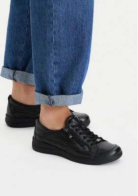 Buty sportowe damskie wiosenne Caprice ze sklepu: eobuwie.pl w kategorii: Buty sportowe damskie - zdjęcie WP-EBWP-9KUZS-09B_0000305763884
