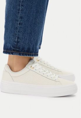 Buty sportowe damskie na wiosnę Tommy Hilfiger ze sklepu: eobuwie.pl w kategorii: Buty sportowe damskie - zdjęcie WP-EBWP-9KUZS-09B_0000305776495