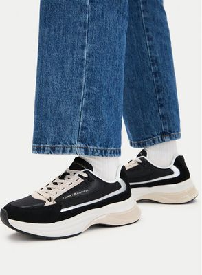 Buty sportowe damskie wiosenne Tommy Hilfiger ze sklepu: eobuwie.pl w kategorii: Buty sportowe damskie - zdjęcie WP-EBWP-9KUZS-09B_0000305778055
