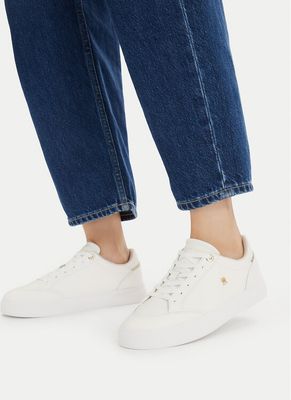 Buty sportowe damskie na wiosnę Tommy Hilfiger ze sklepu: eobuwie.pl w kategorii: Buty sportowe damskie - zdjęcie WP-EBWP-9KUZS-09B_0000305778956