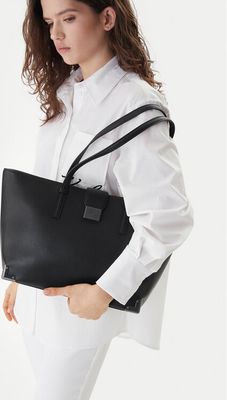 Shopper bag wakacyjna Karl Lagerfeld ze sklepu: eobuwie.pl w kategorii: Torby Shopper bag - zdjęcie WP-EBWP-9KUZS-09B_0000305789259
