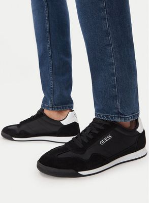 Buty sportowe męskie na wiosnę Guess ze sklepu: eobuwie.pl w kategorii: Buty sportowe męskie - zdjęcie WP-EBWP-9KUZS-09B_0000305930187