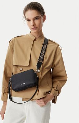 Listonoszka elegancka Calvin Klein ze sklepu: eobuwie.pl w kategorii: Listonoszki - zdjęcie WP-EBWP-9KUZS-09B_0000305949905