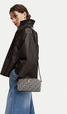 Listonoszka elegancka Tommy Hilfiger ze sklepu: eobuwie.pl w kategorii: Listonoszki - zdjęcie WP-EBWP-9KUZS-09B_0000305952165