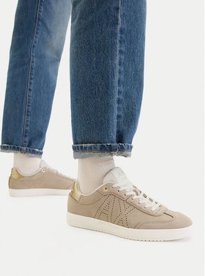 Buty sportowe damskie wiosenne Armani Exchange ze sklepu: eobuwie.pl w kategorii: Buty sportowe damskie - zdjęcie WP-EBWP-9KUZS-09B_0000305968685