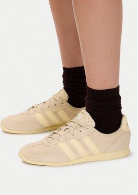 adidas - Buty sportowe damskie na wiosnę ze sklepu: eobuwie.pl w kategorii: Buty sportowe damskie - zdjęcie WP-EBWP-9KUZS-09B_0000305974594
