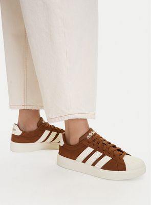 Buty sportowe damskie wiosenne adidas ze sklepu: eobuwie.pl w kategorii: Buty sportowe damskie - zdjęcie WP-EBWP-9KUZS-09B_0000305976666