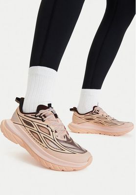 Buty sportowe damskie na wiosnę Hoka ze sklepu: eobuwie.pl w kategorii: Buty sportowe damskie - zdjęcie WP-EBWP-9KUZS-09B_0000306015500