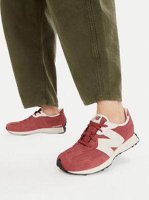 Buty sportowe damskie wiosenne New Balance ze sklepu: eobuwie.pl w kategorii: Buty sportowe damskie - zdjęcie WP-EBWP-9KUZS-09B_0000306081512