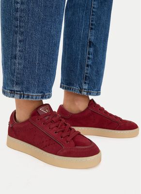 Buty sportowe damskie Guess ze sklepu: eobuwie.pl w kategorii: Buty sportowe damskie - zdjęcie WP-EBWP-9KUZS-09B_0000306154827