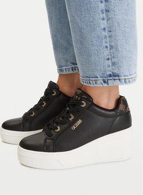 Buty sportowe damskie wiosenne Guess ze sklepu: eobuwie.pl w kategorii: Buty sportowe damskie - zdjęcie WP-EBWP-9KUZS-09B_0000306155060