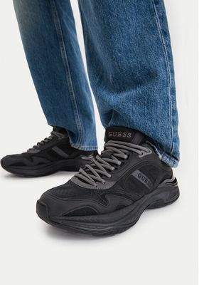 Buty sportowe męskie jesienne Guess ze sklepu: eobuwie.pl w kategorii: Buty sportowe męskie - zdjęcie WP-EBWP-9KUZS-09B_0000306155558