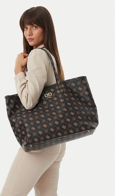 Shopper bag na wakacje Guess ze sklepu: eobuwie.pl w kategorii: Torby Shopper bag - zdjęcie WP-EBWP-9KUZS-09B_0000306156494