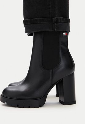 Tommy Jeans - Botki jesienne ze sklepu: eobuwie.pl w kategorii: Botki - zdjęcie WP-EBWP-9KUZS-09B_0000306191068