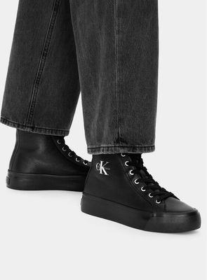 Calvin Klein - Buty sportowe damskie jesienne ze sklepu: eobuwie.pl w kategorii: Buty sportowe damskie - zdjęcie WP-EBWP-9KUZS-09B_0000306289024