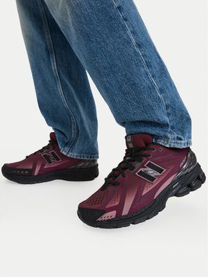 Buty sportowe męskie na jesień New Balance ze sklepu: eobuwie.pl w kategorii: Buty sportowe męskie - zdjęcie WP-EBWP-9KUZS-09B_0000306385870