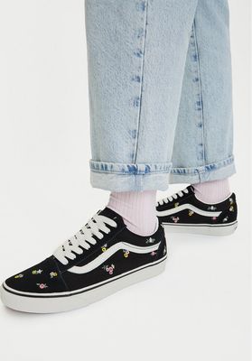 Trampki damskie na wiosnę Vans ze sklepu: eobuwie.pl w kategorii: Trampki damskie - zdjęcie WP-EBWP-9KUZS-09B_0000306394063