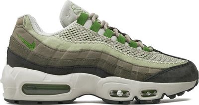 Nike - Buty sportowe damskie na wiosnę ze sklepu: eobuwie.pl w kategorii: Buty sportowe damskie - zdjęcie WP-EBWP-9KUZS-09B_2230072316695