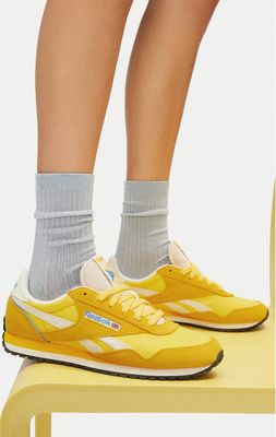 Buty sportowe damskie wiosenne Reebok ze sklepu: eobuwie.pl w kategorii: Buty sportowe damskie - zdjęcie WP-EBWP-9KUZS-09B_5903419985799